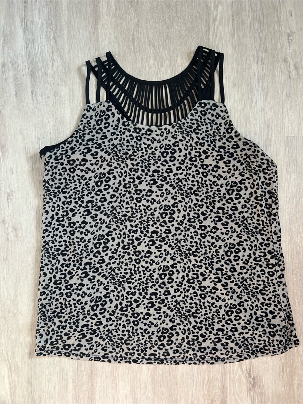 Maurices Black & Taupe Cheetah Leopard Print Sleeveless Blouse with Cage Back 2X